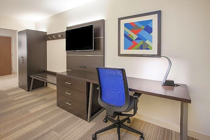 Holiday Inn Express & Suites - Birmingham - Homewood
