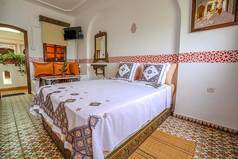 Riad Salt River