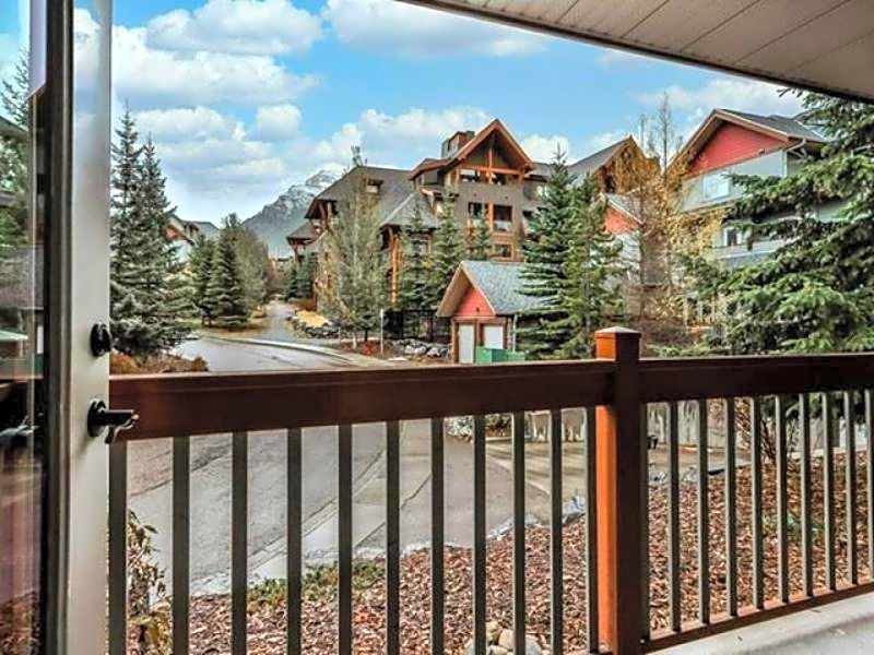 Suites with Pool & Hot tubs managed by Little Sister Getaways