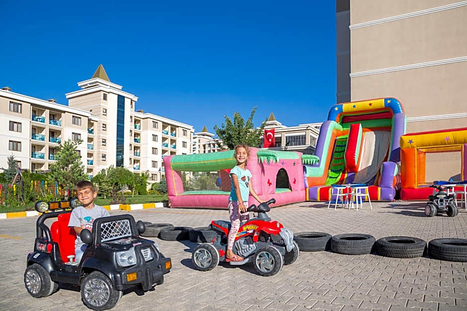 Grand Ozgul Thermal Holiday Village