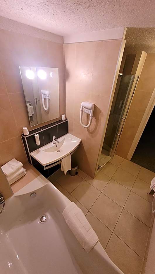 Enzo Hôtels Diane - Logis Amnéville