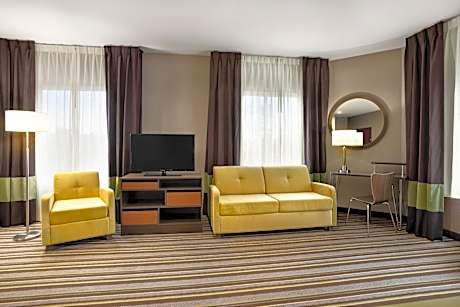 2 Queen Beds Studio Suite Non-Smoking