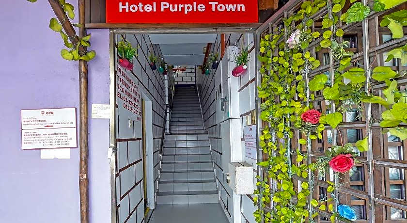 OYO 880 Hotel Purple Town