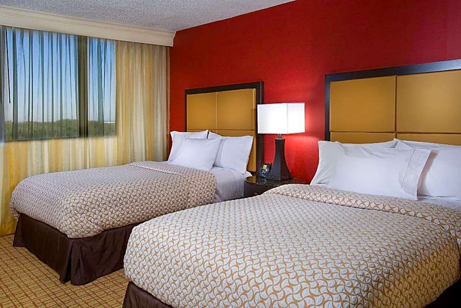 Embassy Suites By Hilton Hotel Kansas City-International Airport