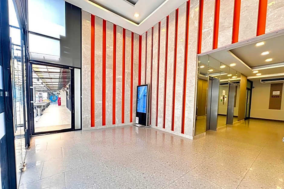 O2 Grand Suvarnabhumi Airport