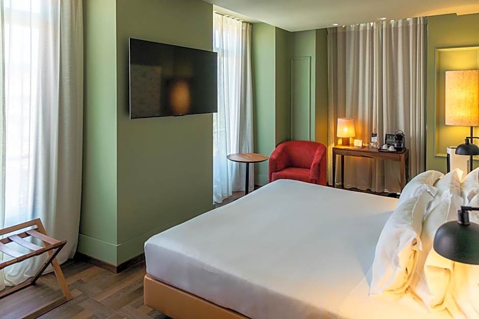 Lisboa Carmo Hotel
