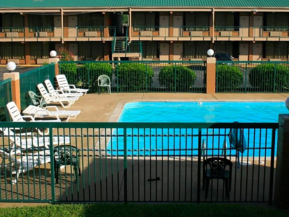 Americas Best Value Inn-Goodlettsville/N. Nashville
