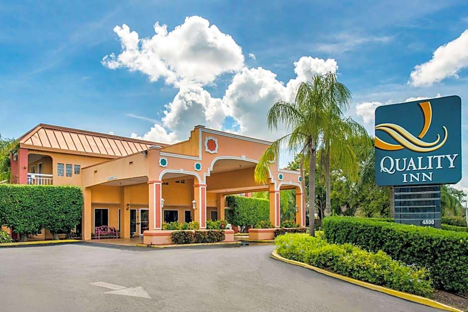 Quality Inn Sarasota North Near Lido Key Beach