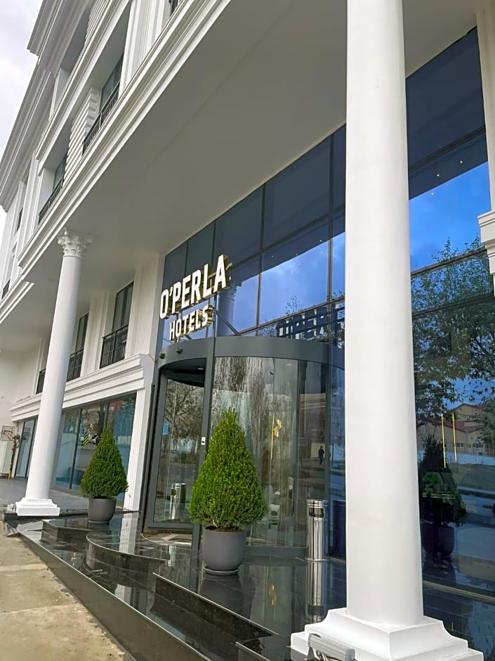Operla Airport Hotels, Trademark Collection by Wyndham