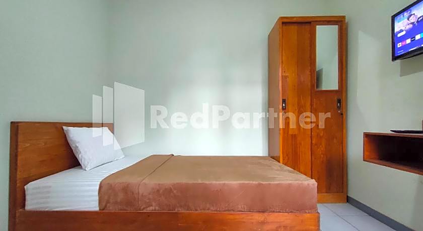 Saijaan Guesthouse UNEJ RedPartner