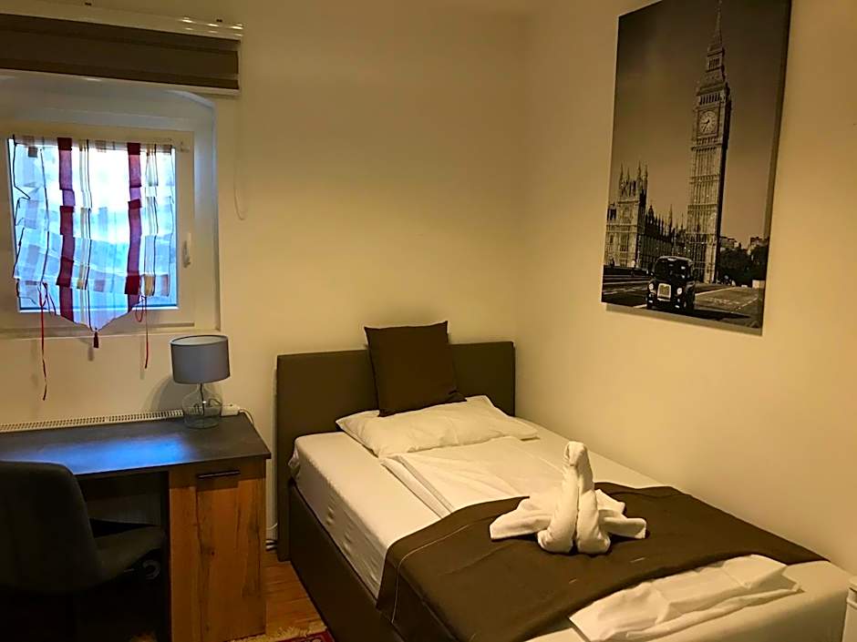 Hotel-Restaurant zum Donaueck Mauthausen