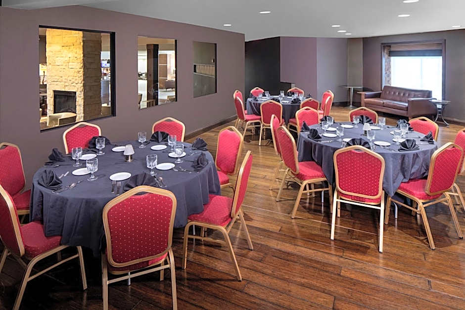 DoubleTree By Hilton Cleveland East Beachwood