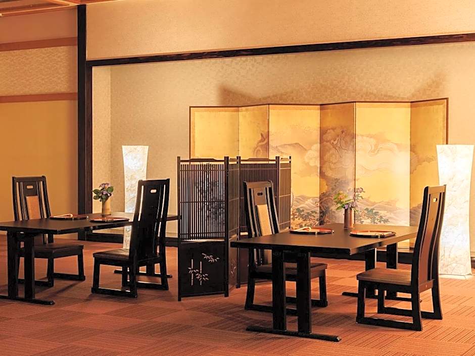 Suwa Grand Shrine Kameya Inn