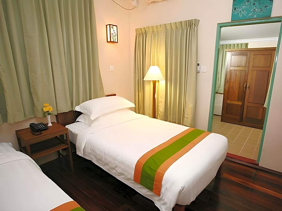 Hotel June Business Bed Breakfast