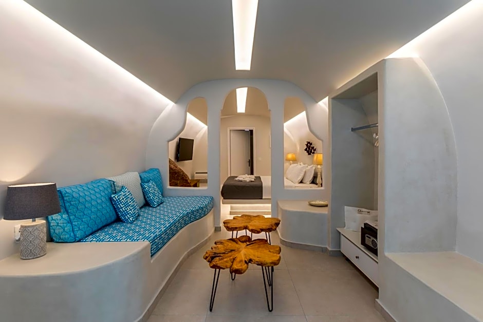 TRAMONTO SECRET VILLAS