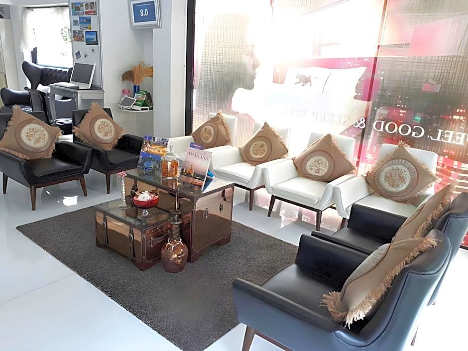 Bed by City Surawong Patpong