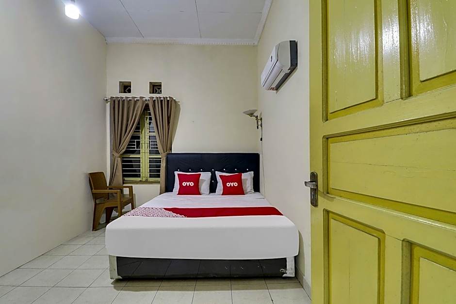 OYO Life 92937 Kost Putri Sarkara Syariah
