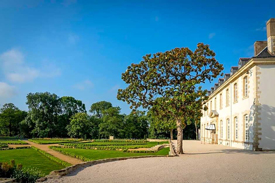 Abbaye De Villeneuve