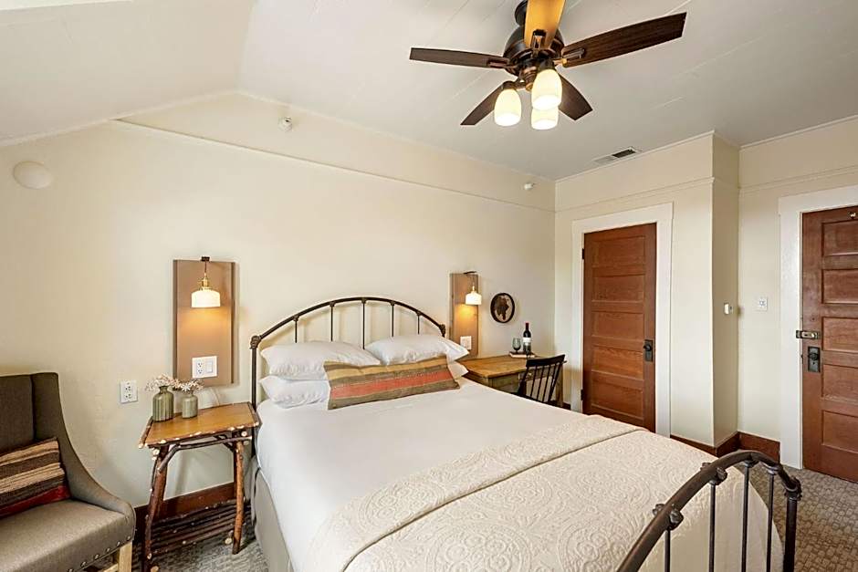 Sonoma Hotel