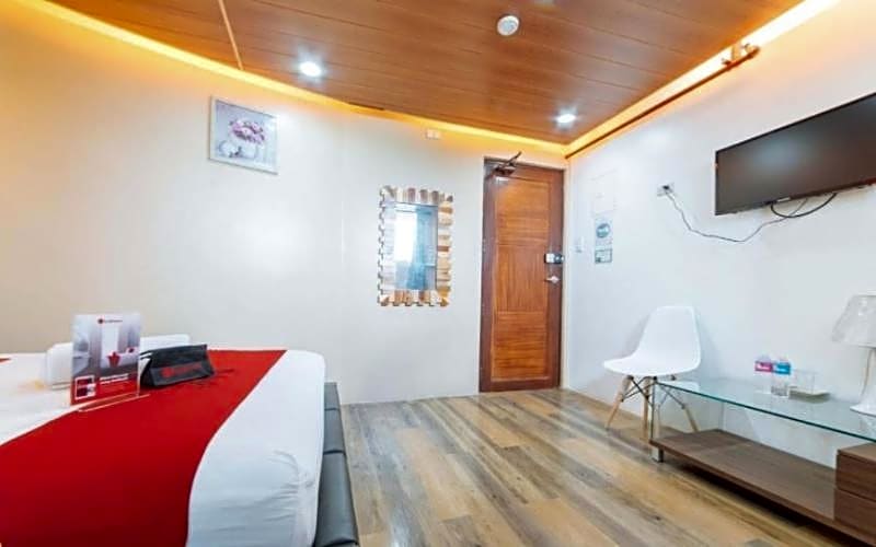 RedDoorz@Lawaan Roxas City