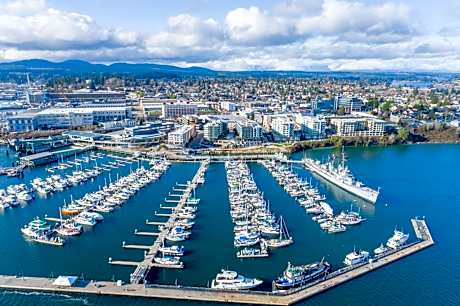 Marina Square Suites