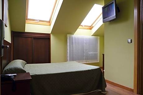 Basic Double or Twin Room