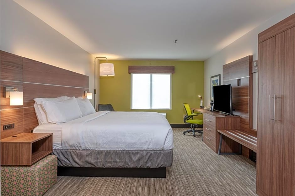 Holiday Inn Express Hotel & Suites Thornburg-S. Fredericksburg By IHG