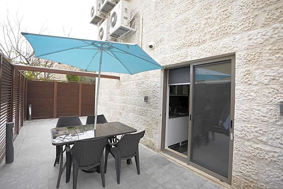Naylover Hotel Suites