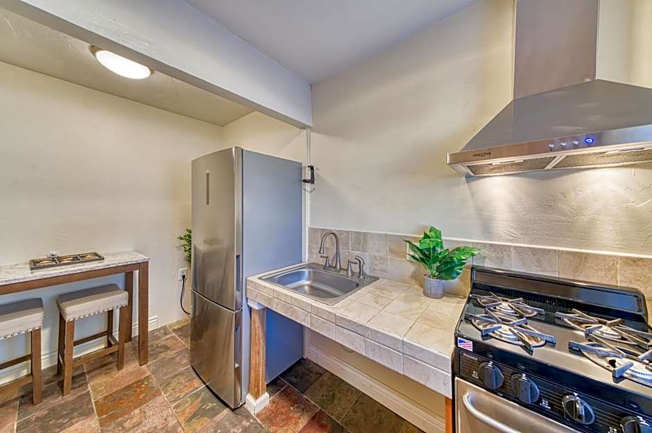 Moose and Maple Lodge