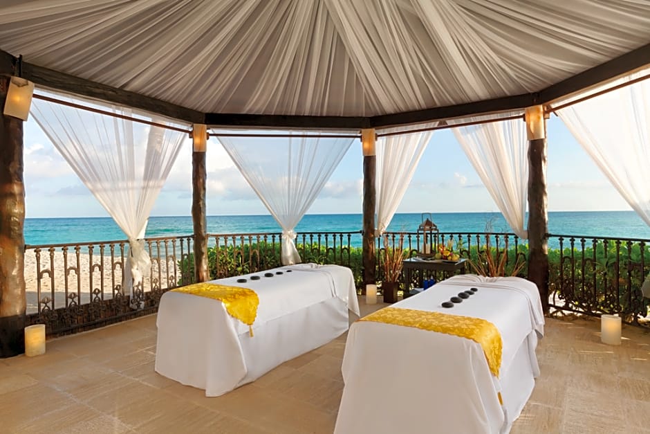 Wyndham Alltra Playa del Carmen Adults Only All Inclusive