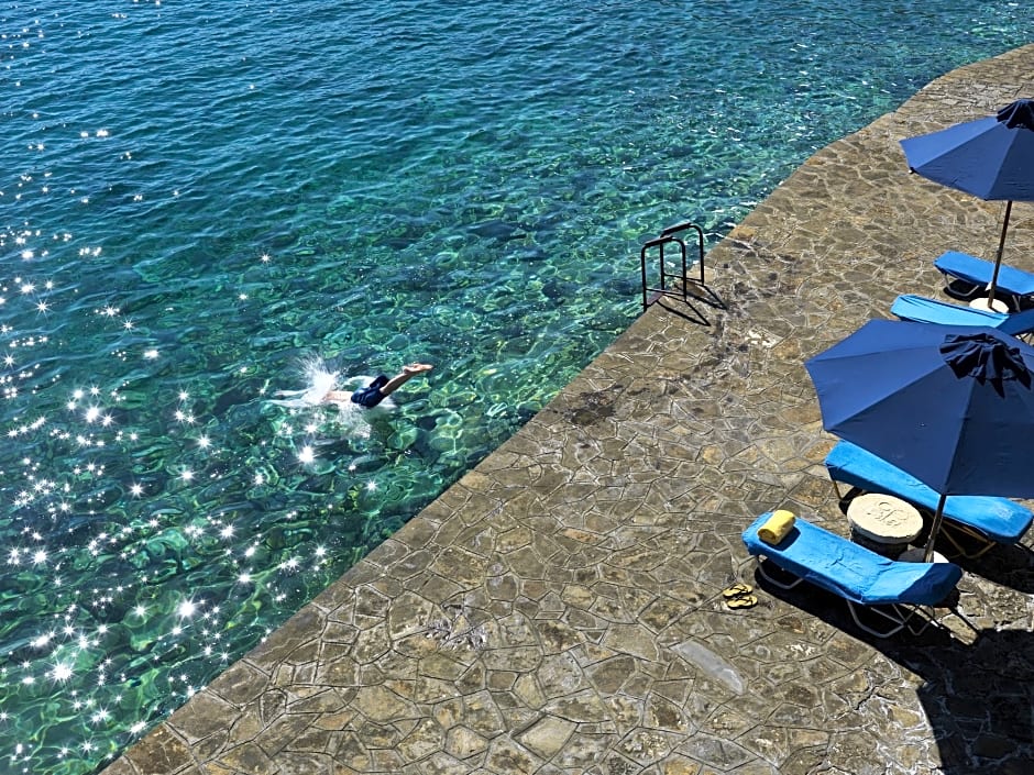 Elounda Beach Hotel & Villas, a Member of the Leading Hotels of the Wo