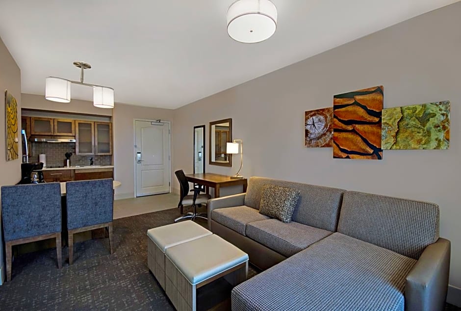 Staybridge Suites - Sterling Heights -Detroit Area