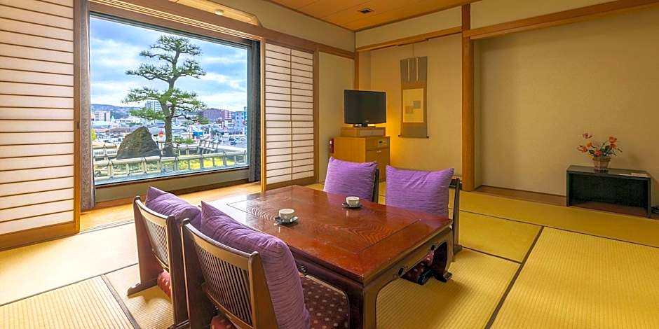 Hotel Livemax Nagasaki Airport