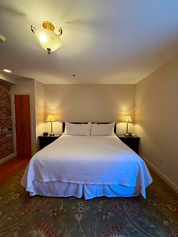 Penn's View Hotel Philadelphia