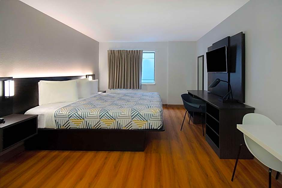 Motel 6-Merrillville, IN