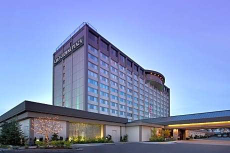 Crowne Plaza Seattle Airport, an IHG Hotel