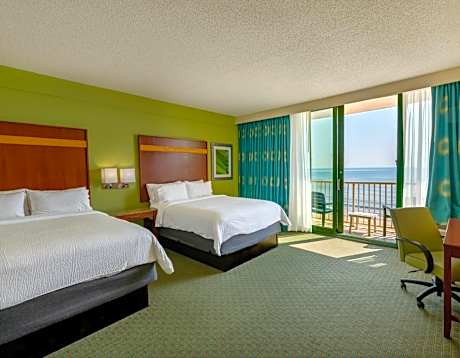 One-Bedroom Oceanfront Suite with Sofa Bed