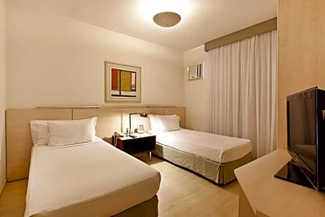 Executive Twin Suite