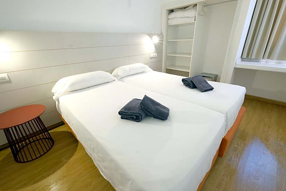 Bungalows Side Shore