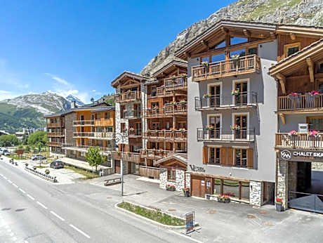 Victoria Lodge, Friendly Hotel