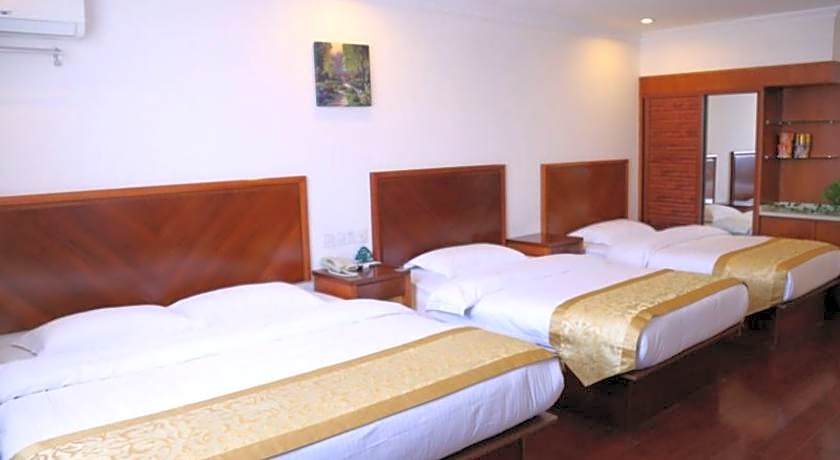 GreenTree Inn Taizhou Taidong Railway Station Business Hotel