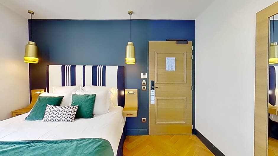 MADISON Saint Jean de Luz - Handwritten Collection