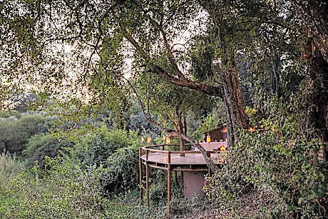 Kuname Safari Lodge