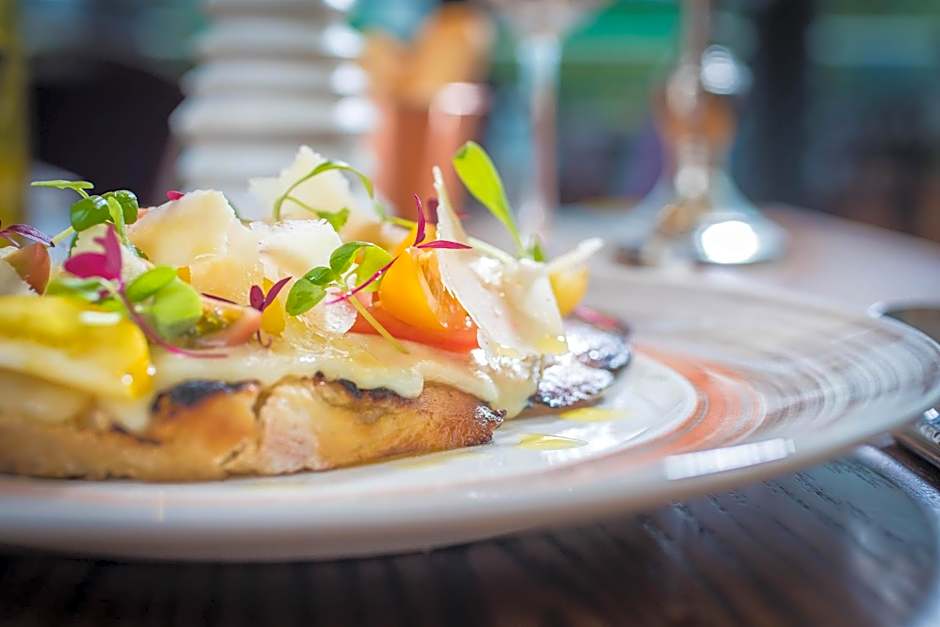 Clayton Hotel Dublin Airport