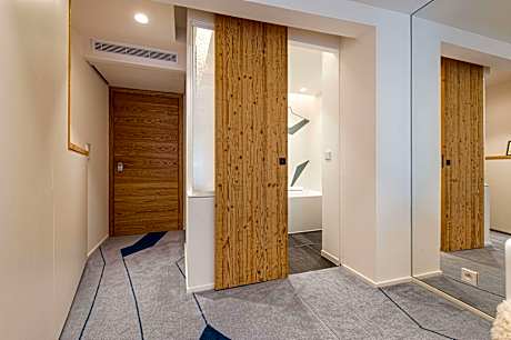 2 Single Beds Non-Smoking Superior Room Village View