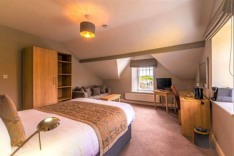 The Lamplighter Dining ~ Rooms