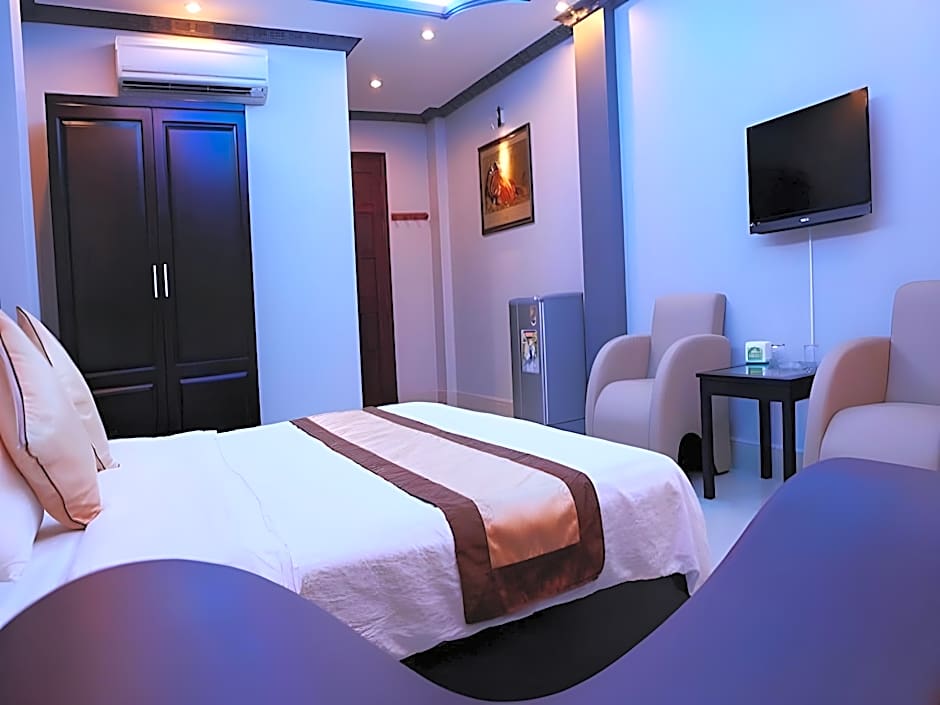 Linh Dan Hotel Saigon