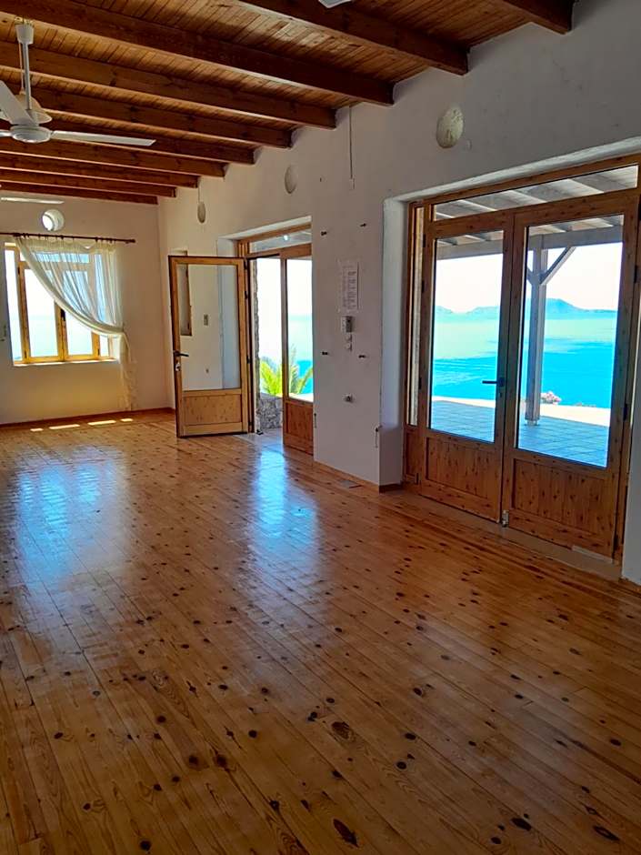 Kavos Melissa Studios