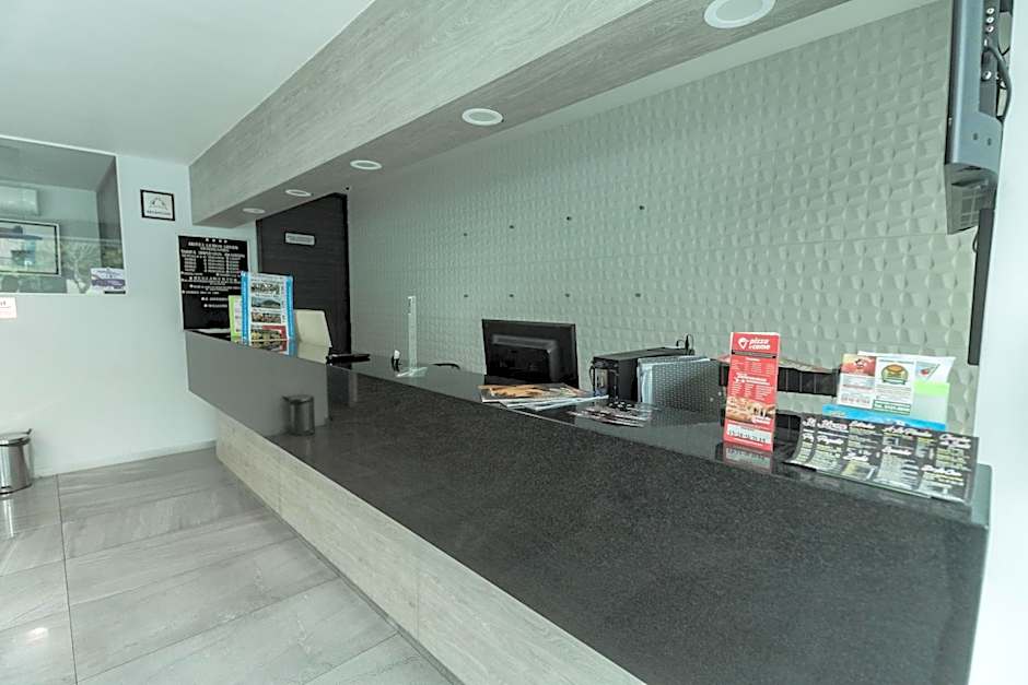 HOTEL LEMON GREEN -Zona Expo Frente al Centro de Convenciones