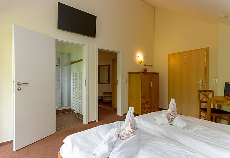 Hotel & Restaurant Wilder Eber